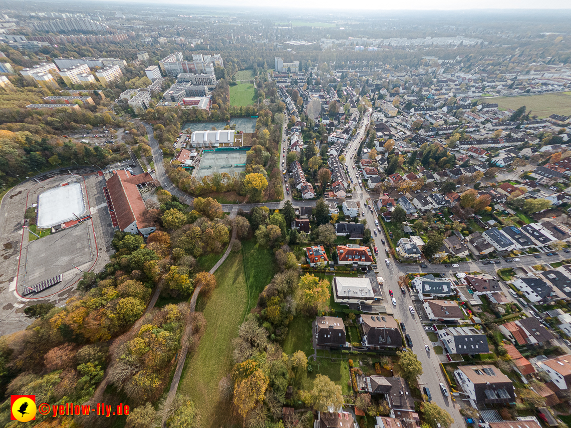 03.11.2022 -  Ostparksee mit Umgebung in Neuperlach